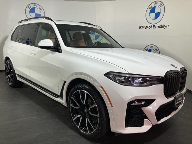 2022 BMW X7