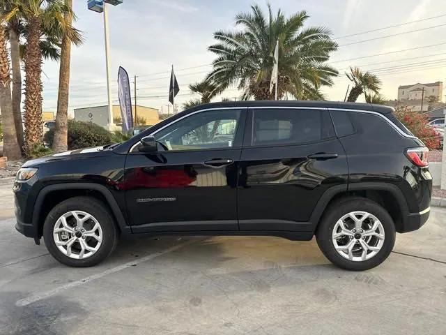 2025 Jeep Compass COMPASS SPORT 4X4