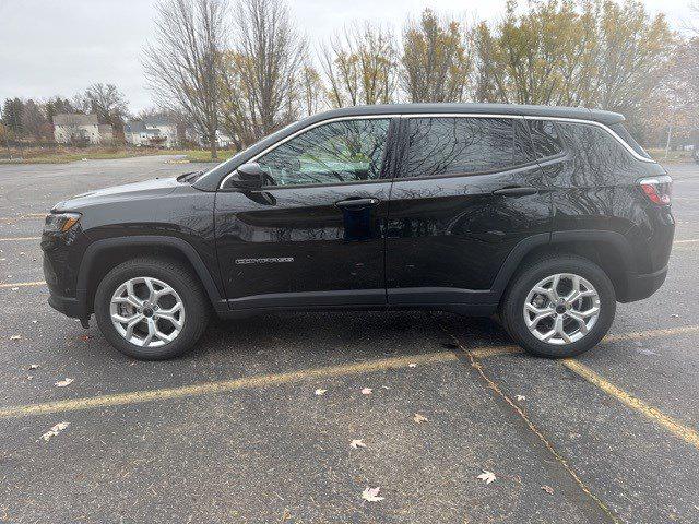 2025 Jeep Compass COMPASS SPORT 4X4