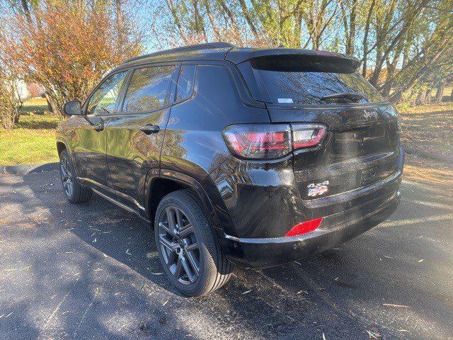 2025 Jeep Compass COMPASS LIMITED 4X4