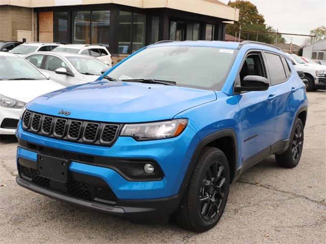 2025 Jeep Compass COMPASS LATITUDE 4X4