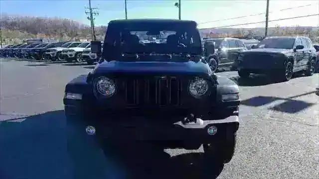 2025 Jeep Wrangler WRANGLER 2-DOOR SPORT