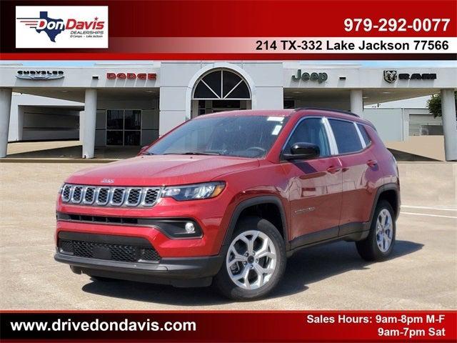 2025 Jeep Compass COMPASS LATITUDE 4X4