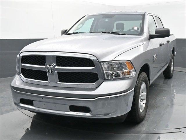 2024 RAM Ram 1500 Classic RAM 1500 CLASSIC TRADESMAN CREW CAB 4X2 57 BOX