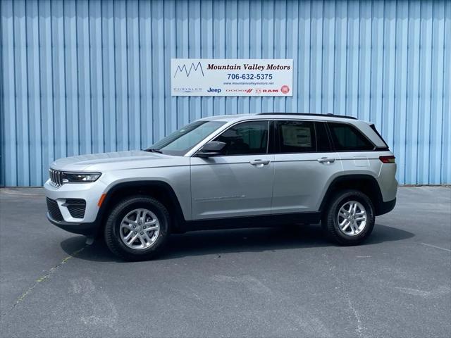 2024 Jeep Grand Cherokee Laredo 4x4