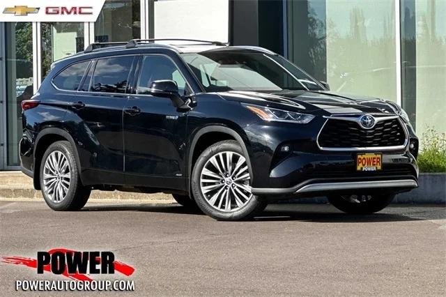 2020 Toyota Highlander Hybrid Platinum