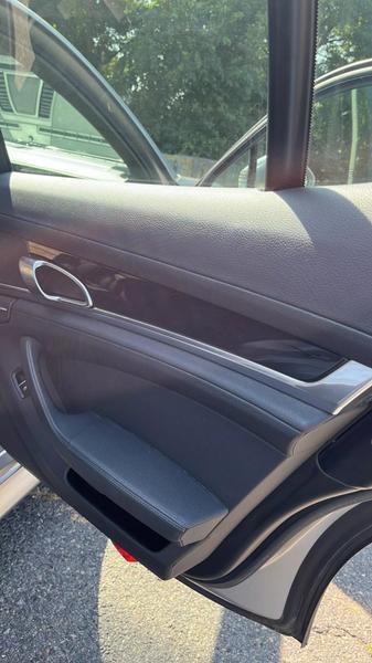 2011 Porsche Panamera 4