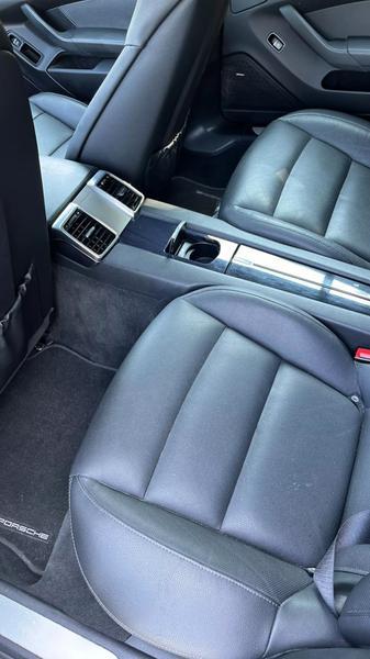 2011 Porsche Panamera 4