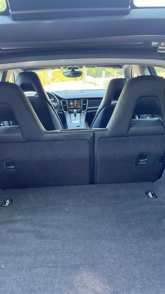 2011 Porsche Panamera 4