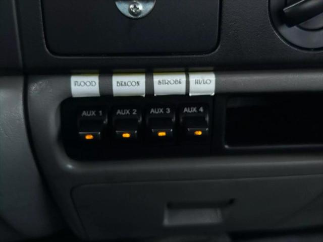 2006 Ford F-550 141  W.B. 2D