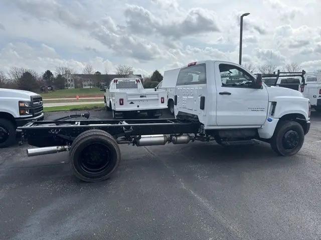 2024 Chevrolet Silverado 6500HD 1WT