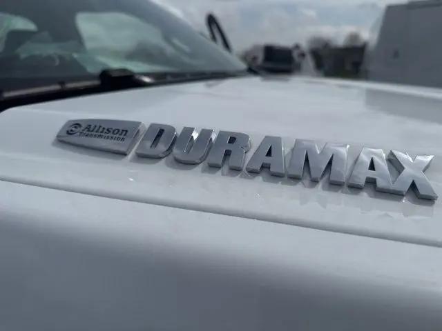2024 Chevrolet Silverado 6500HD 1WT