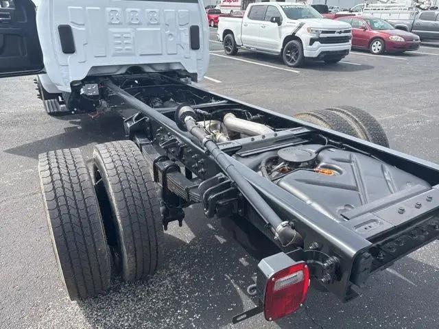 2024 Chevrolet Silverado 6500HD 1WT