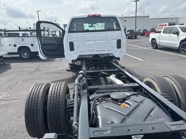 2024 Chevrolet Silverado 6500HD 1WT