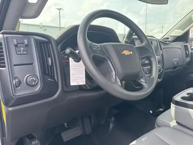 2024 Chevrolet Silverado 6500HD 1WT