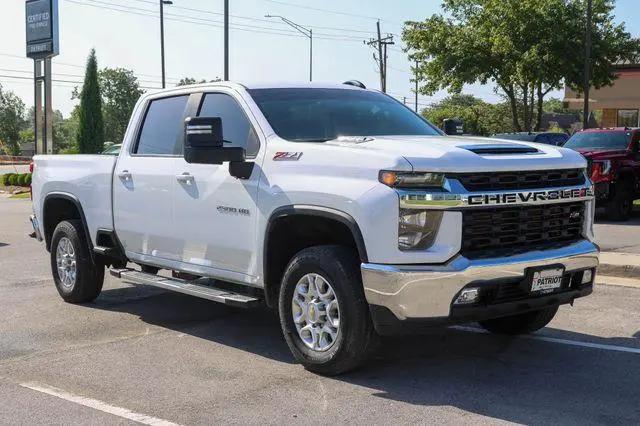 2022 Chevrolet Silverado 2500HD 4WD Crew Cab Standard Bed LT for sale in Bartlesville, OK
