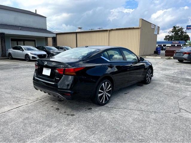 2022 Nissan Altima SR Intelligent AWD