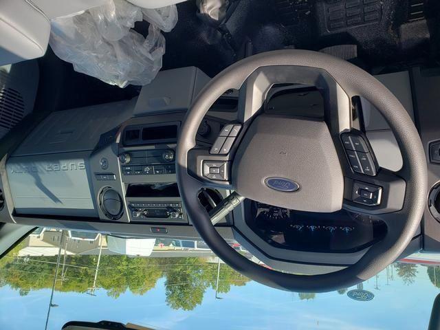 2025 Ford F-650 Base