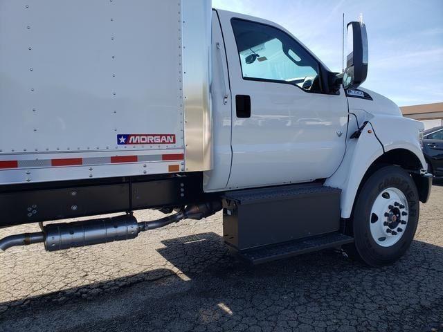 2025 Ford F-650 Base
