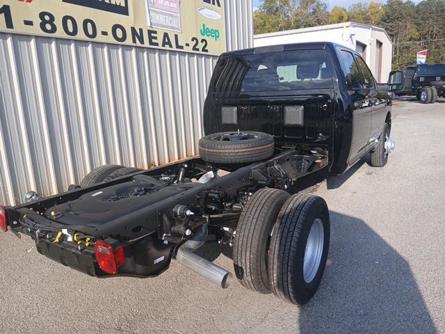 2024 RAM Ram 3500 Chassis Cab RAM 3500 TRADESMAN CREW CAB CHASSIS 4X4 60 CA