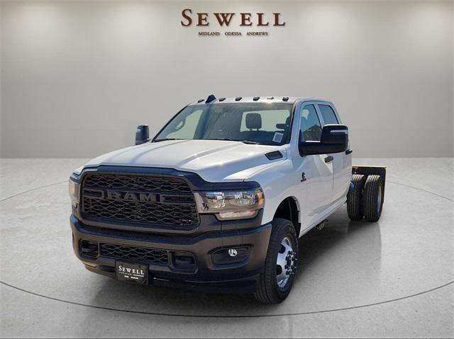 2024 RAM Ram 3500 Chassis Cab RAM 3500 TRADESMAN CREW CAB CHASSIS 4X4 60 CA