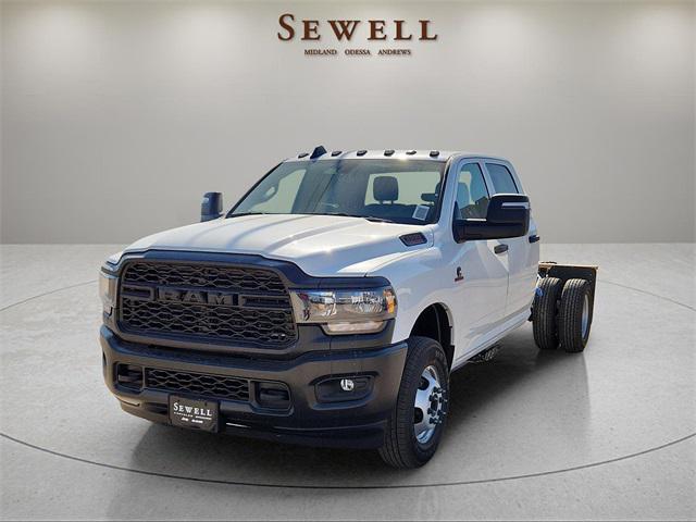 2024 RAM Ram 3500 Chassis Cab RAM 3500 TRADESMAN CREW CAB CHASSIS 4X4 60 CA