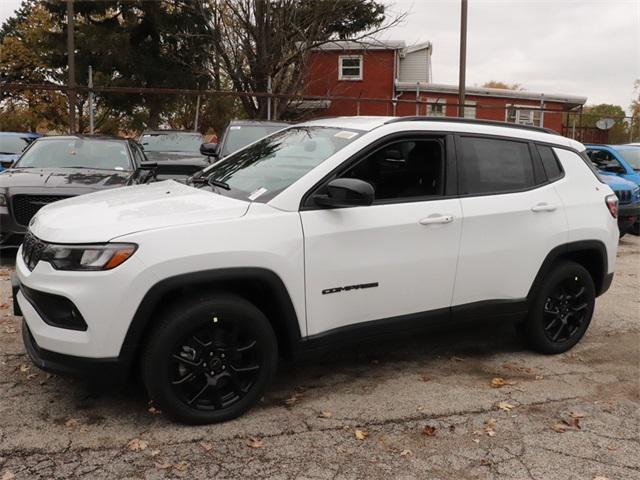 2025 Jeep Compass COMPASS LATITUDE 4X4