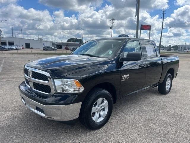 2021 RAM 1500 Classic SLT Crew Cab 4x4 57 Box