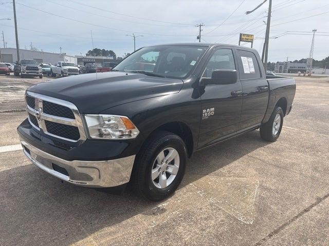 2021 RAM 1500 Classic SLT Crew Cab 4x4 57 Box