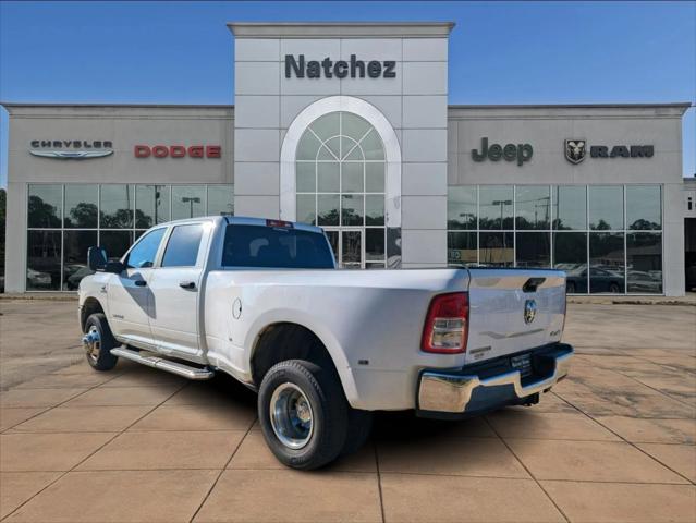 2024 RAM 3500 Big Horn Crew Cab 4x4 8 Box