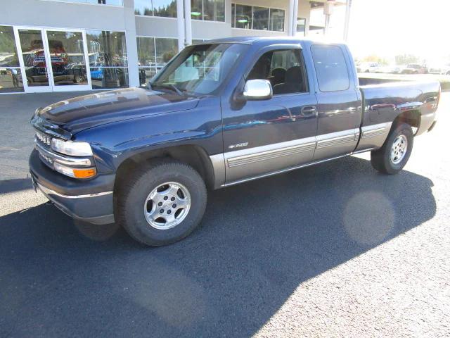 2002 Chevrolet Silverado 1500 LS