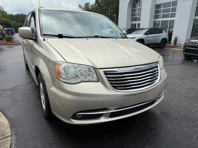 2012 Chrysler Town and Country Touring