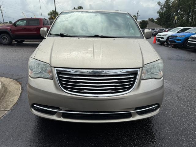 2012 Chrysler Town and Country Touring