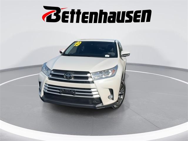 2019 Toyota Highlander LE