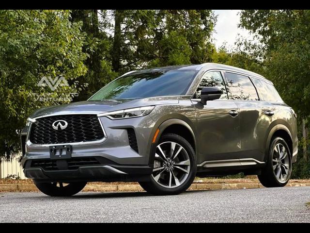 2022 INFINITI QX60 LUXE AWD