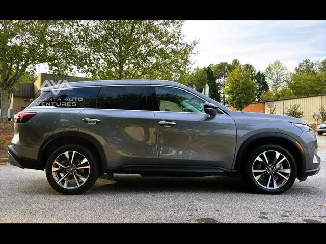 2022 INFINITI QX60 LUXE AWD