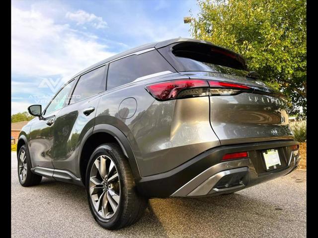 2022 INFINITI QX60 LUXE AWD