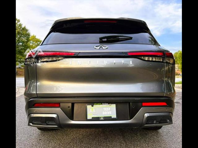 2022 INFINITI QX60 LUXE AWD
