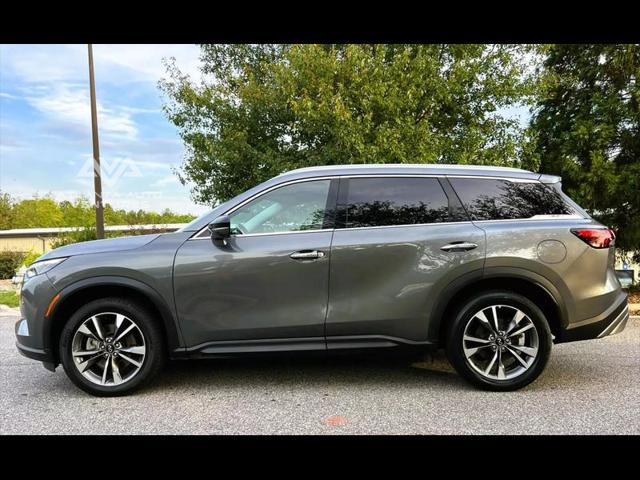 2022 INFINITI QX60 LUXE AWD