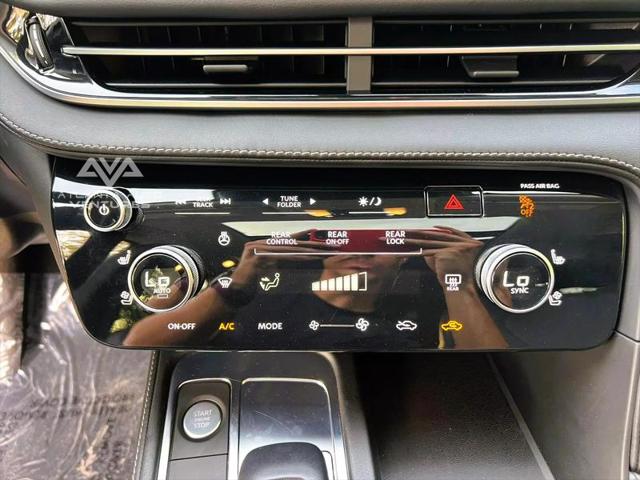 2022 INFINITI QX60 LUXE AWD