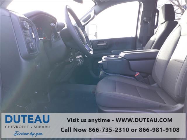 2025 Chevrolet Silverado 2500HD Custom