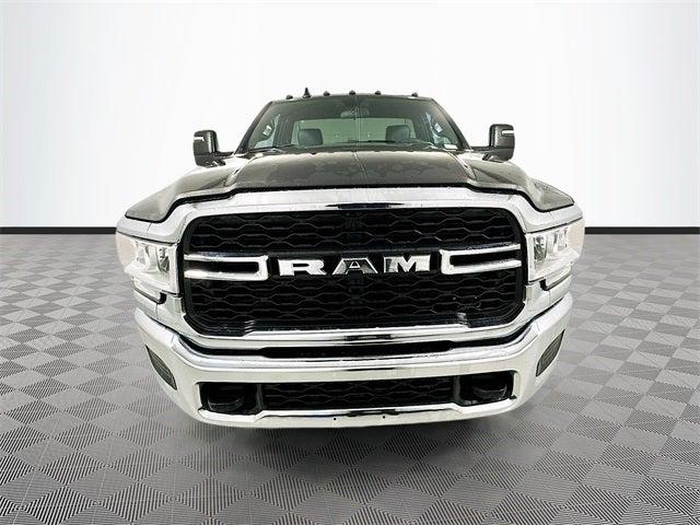 2024 RAM Ram 3500 Chassis Cab RAM 3500 TRADESMAN CHASSIS REGULAR CAB 4X4 60 CA
