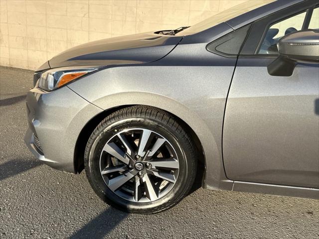 2021 Nissan Versa SV Xtronic CVT