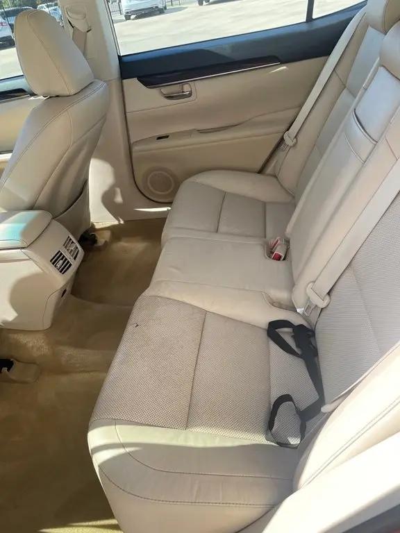 2013 Lexus ES 350 4dr Sdn
