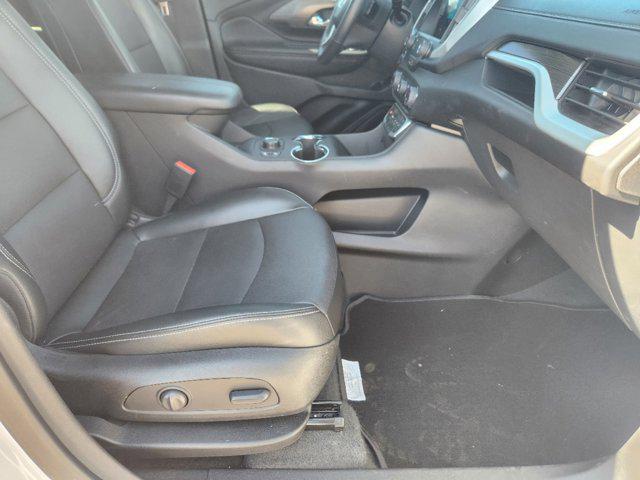 2024 GMC Terrain AWD SLT