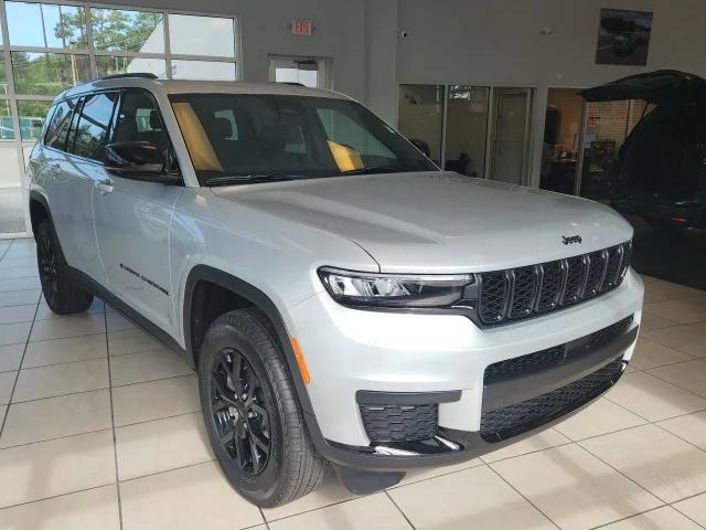 2025 Jeep Grand Cherokee GRAND CHEROKEE L ALTITUDE X 4X2