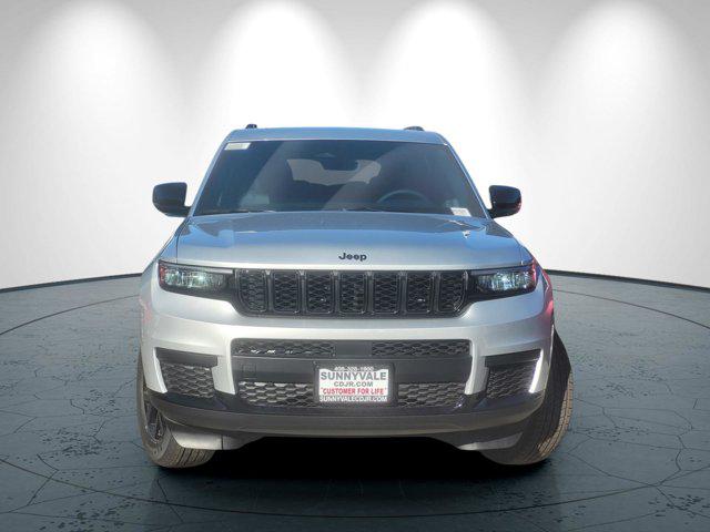 2025 Jeep Grand Cherokee GRAND CHEROKEE L ALTITUDE X 4X4
