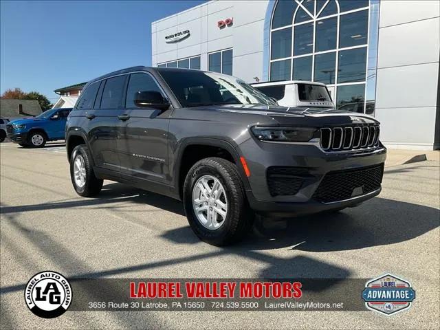 2025 Jeep Grand Cherokee GRAND CHEROKEE LAREDO 4X4