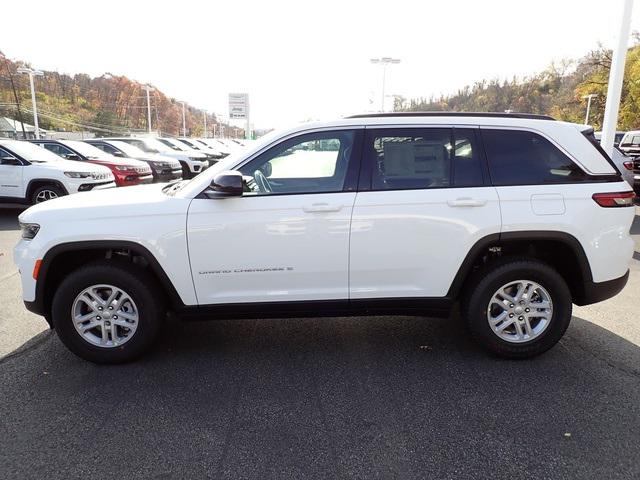 2025 Jeep Grand Cherokee GRAND CHEROKEE LAREDO 4X4