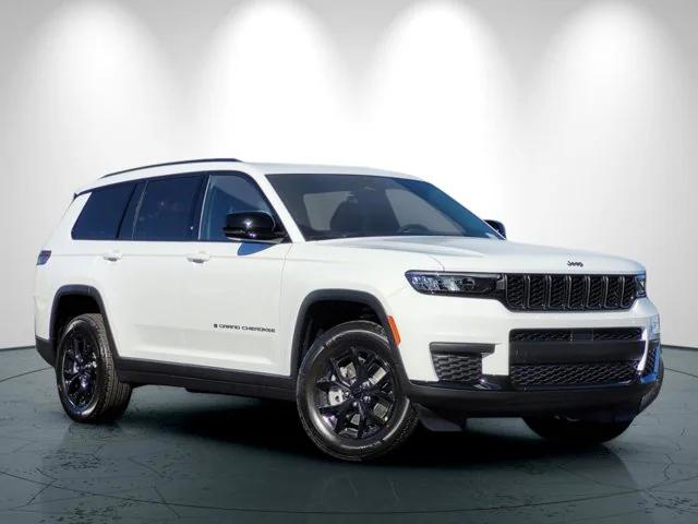 2025 Jeep Grand Cherokee GRAND CHEROKEE L ALTITUDE X 4X4